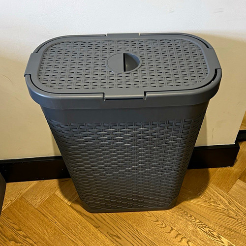 Large grey plastic woven - grey,